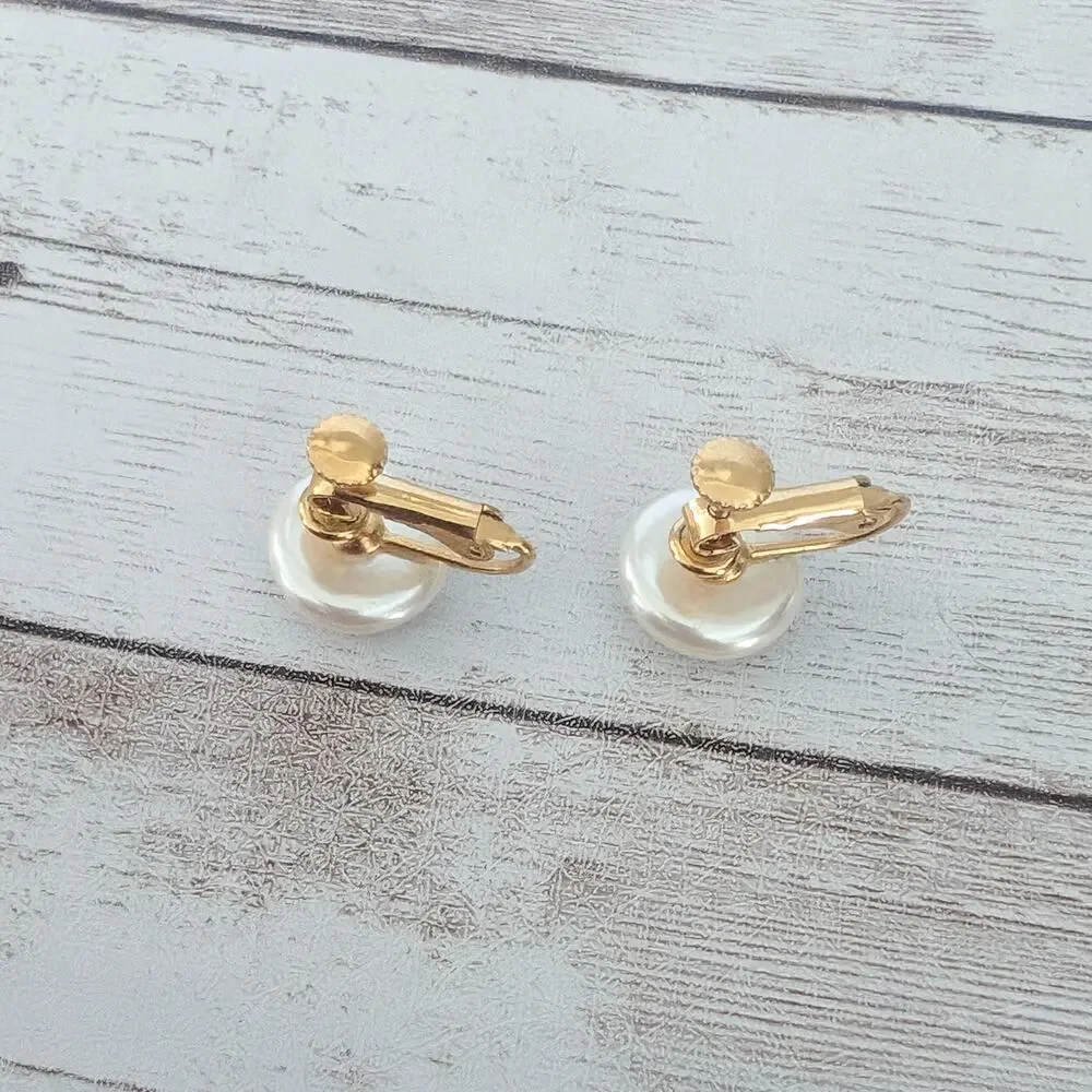 Vintage Clip On Earrings 0.5